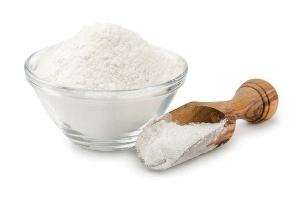 Cách Làm Bánh Mì Que Giòn Rụm Chuẩn Vị Ngay Tại Nhà Bột mì là nguyên liệu không thể thiếu để tạo nên món bánh mì que