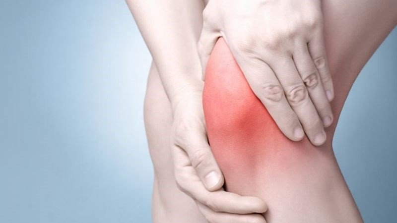 Bữa ăn với rau dền, minh họa lợi ích giảm viêm của loại rau này.