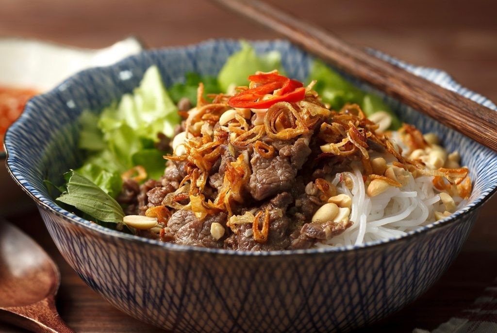 Cách Nấu Bún Bò Nam Bộ Ngon Chuẩn Vị Tại Gia
