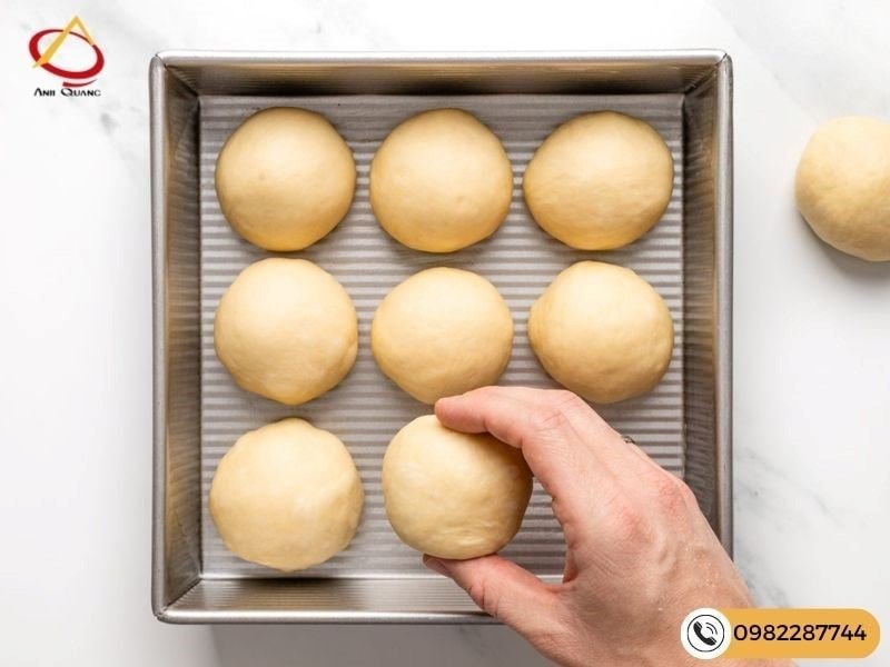 Bước 3 - Tạo hình của bánh