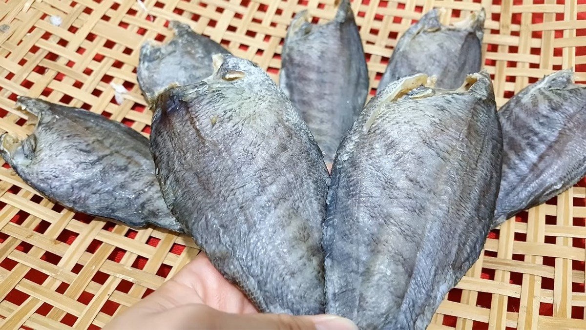Cá khô với hàm lượng chất béo thấp, phù hợp cho người ăn kiêng