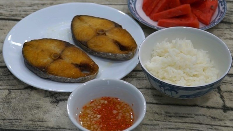 Cá thu một nắng dai ngon, tiện lợi cho các bữa ăn