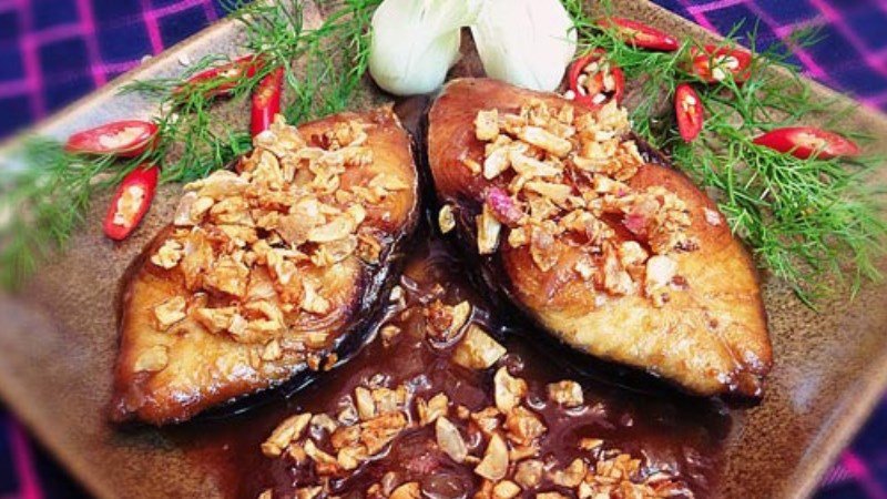 Cá thu sốt me chua ngọt, đậm đà, kích thích vị giác