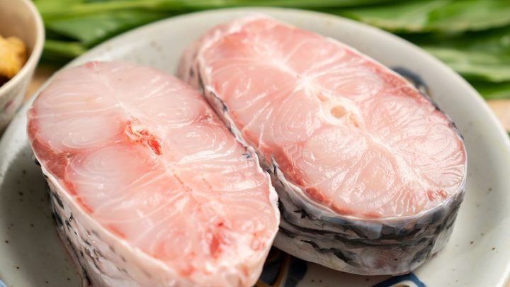 Cá trắm tươi ngon, giàu dinh dưỡng cho bữa cơm gia đình
