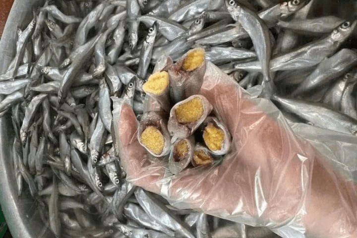 Cá Trứng Chiên Giòn Bao Nhiêu Calo? Phân Tích Dinh Dưỡng Từ Nấu Chuẩn Ăn Ngon cá trứng tươi ngon, giàu dinh dưỡng, phổ biến