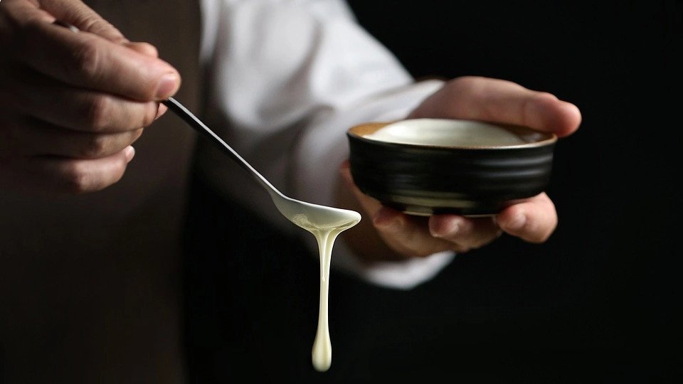 Các bước pha bột ăn dặm cho bé mịn màng
