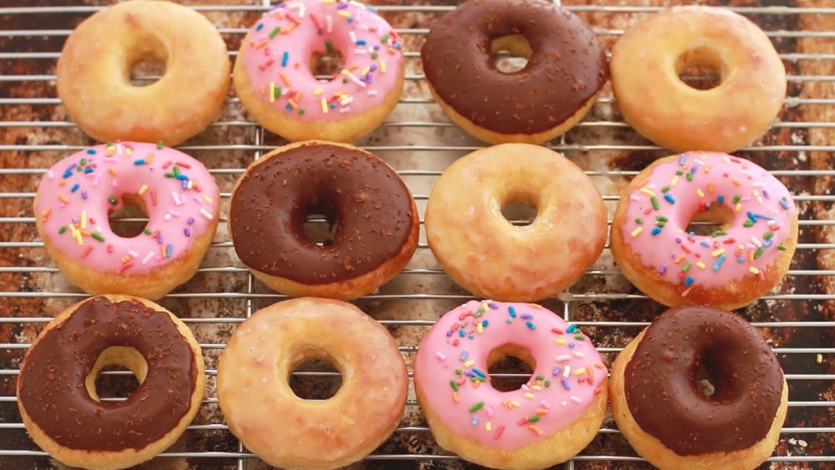 Các loại bánh donut, bao gồm cả bánh donut socola, ảnh hưởng đến lượng calo