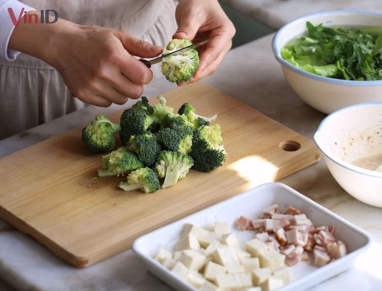 Các loại rau củ chuẩn bị cho món gà tiềm nguyên con