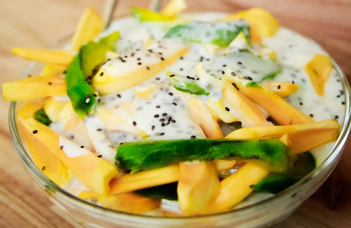 Các món ăn ngon từ mít như gỏi mít, sinh tố mít giúp đa dạng thực đơn không lo tăng cân.