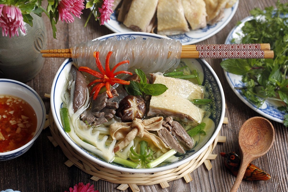 Các món miến dong đa dạng như miến xào, miến trộn có hàm lượng calo khác nhau