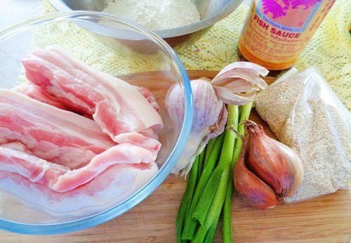 Các nguyên liệu tươi ngon để chuẩn bị món thịt tẩm bột chiên giòn
