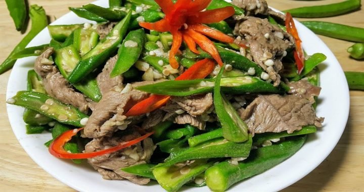 Cách Xào Đậu Bắp Với Thịt Bò Đậm Vị Chuẩn Ngon Các nguyên liệu tươi sống gồm thịt bò và đậu bắp chuẩn bị cho món xào