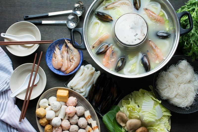 Các thành phần đa dạng trong lẩu cá, ảnh hưởng đến tổng lẩu cá bao nhiêu calo