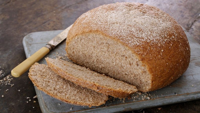 Cách ăn bánh mì sấy bơ đường hợp lý