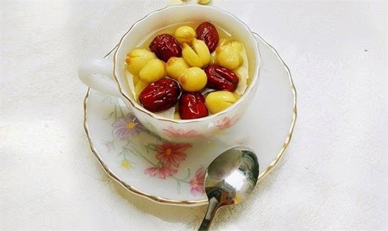 Cách chọn hạt sen tươi ngon chất lượng