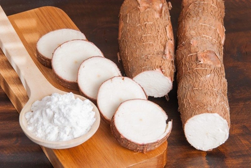 Cách chọn sắn ngon để làm bánh sắn gói lá chuối hấp