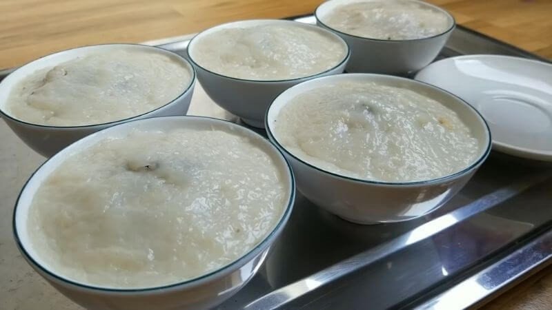 Cách làm bánh giò tại nhà
