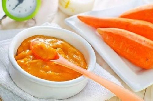 Cách nấu bột cà rốt bổ dưỡng cho bé ăn dặm