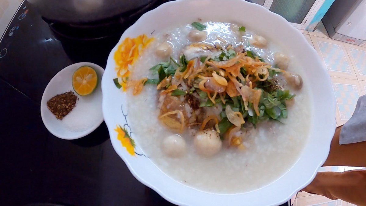 Cách nấu cháo hột vịt lộn
