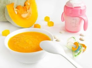 cách nấu cháo tôm bí đỏ giúp bé phát triển toàn diện