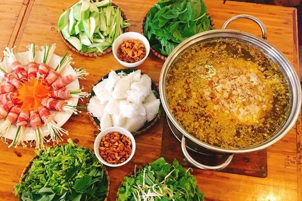 cách nấu lẩu cua đồng đãi tiệc miền Bắc với riêu cua nổi bật