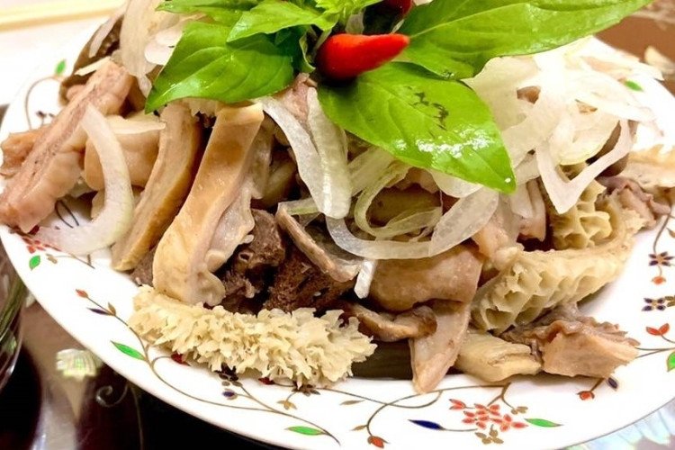 Cách nấu lòng bò mềm trắng giòn hấp dẫn
