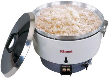 cách nấu xôi bằng nồi cơm điện đơn giản, hình ảnh nồi cơm điện và các nguyên liệu chuẩn bị làm xôi