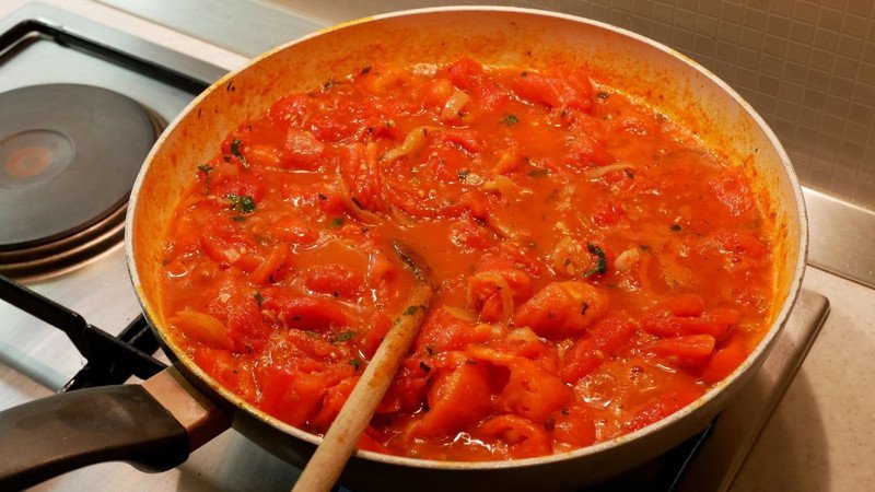 Cách tự làm tương cà tại nhà để chủ động kiểm soát calo Cholimex