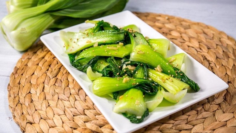 Cải thìa xào tỏi thơm ngon bổ dưỡng
