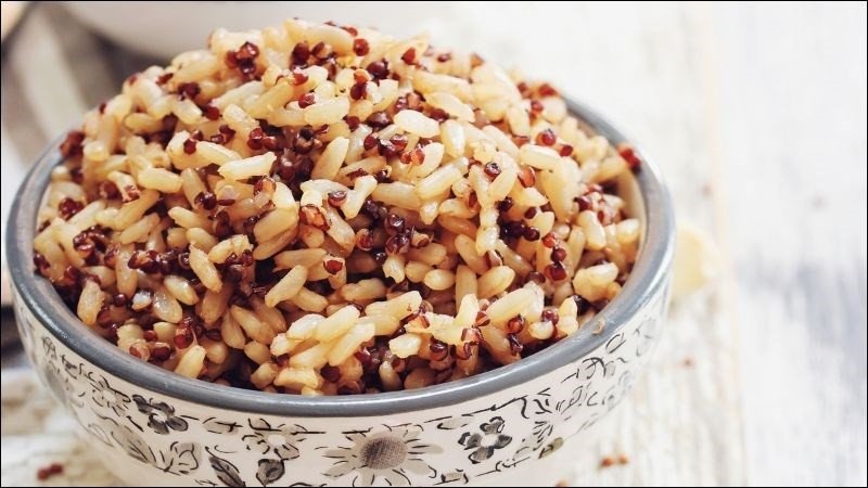 Cân bằng việc ăn gạo lứt và các loại ngũ cốc khác hàng ngày