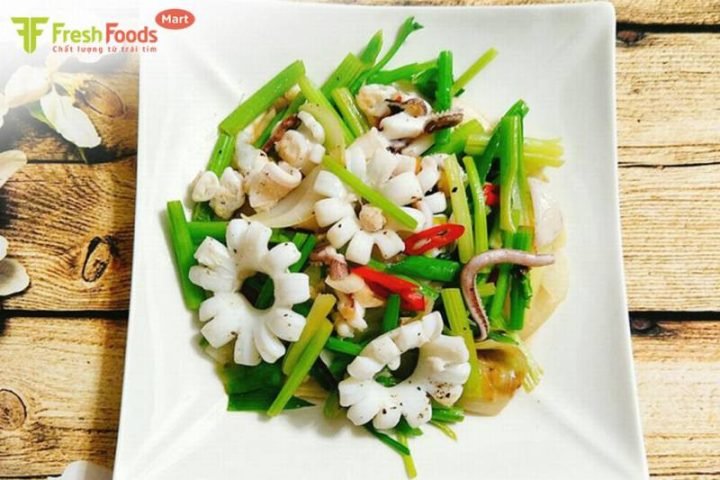 Cần tây tươi xanh