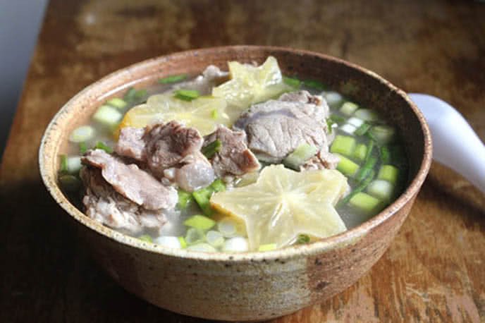Canh bắp bò nấu khế chua thanh, dễ làm