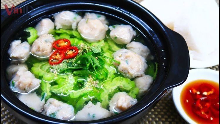Canh khổ qua cá thác lác thơm ngon