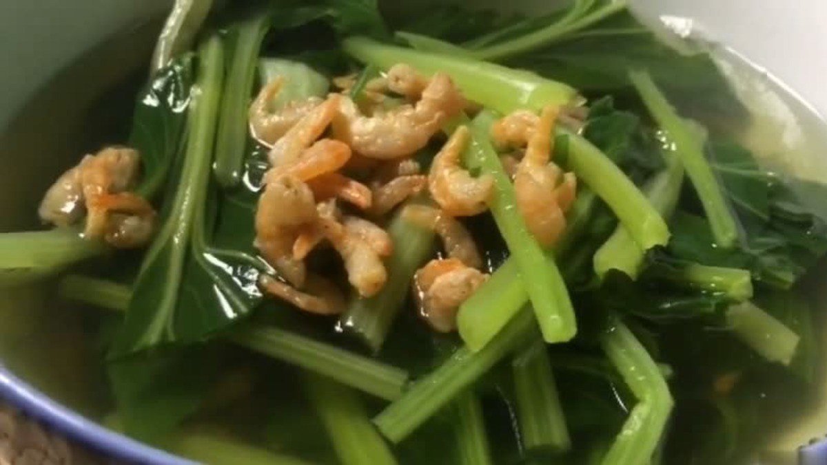 Canh rau cải ngọt tôm khô hấp dẫn