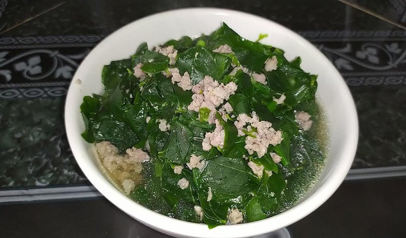 Canh rau ngót chứa nhiều dưỡng chất