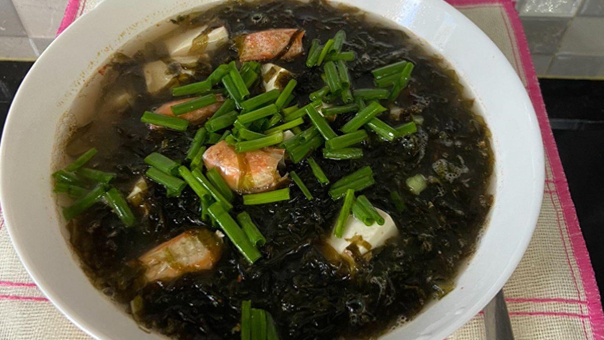 Canh rong biển đậu hũ thanh mát, bổ dưỡng