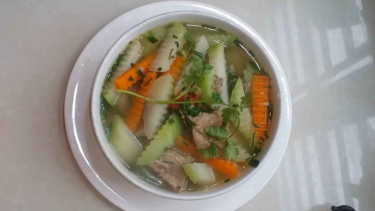 Cách Nấu Canh Su Hào Ngon Chuẩn Vị Gia Đình Đơn Giản Canh su hào nấu xương