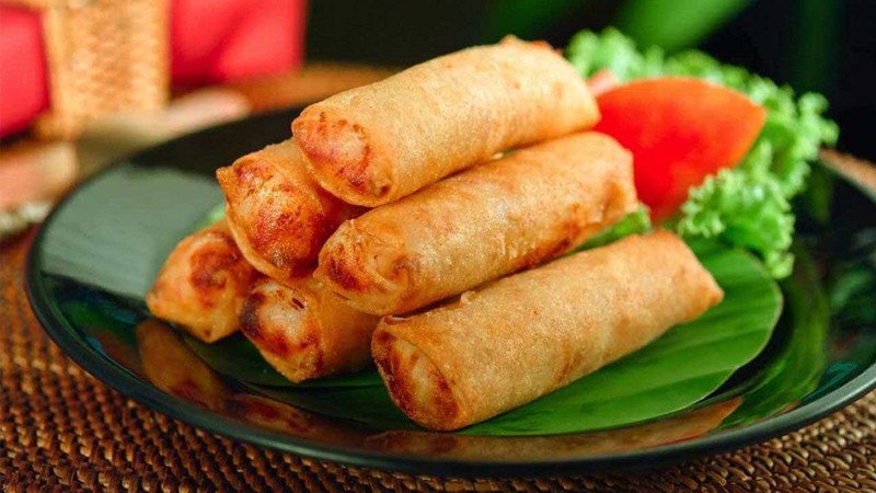 Chả giò chay với nhân rau củ nấm thanh đạm