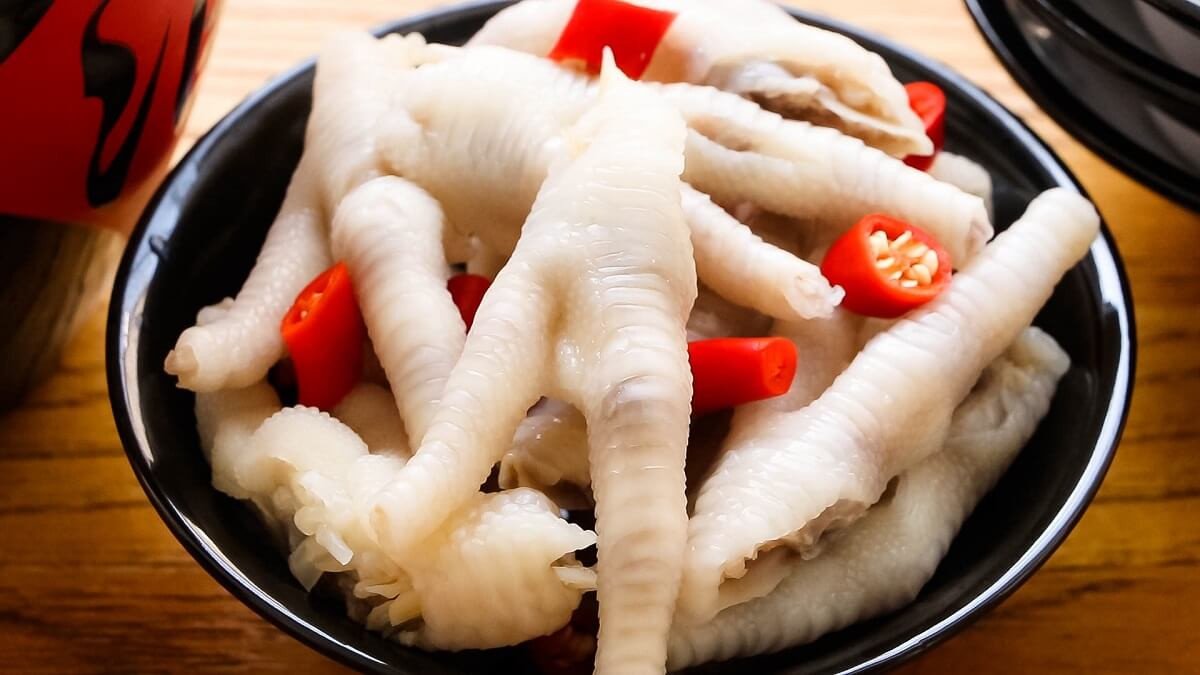Chân gà luộc thơm ngon