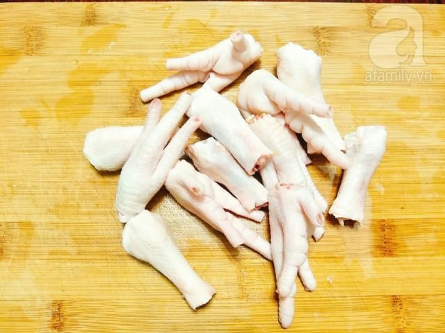 Chân gà tươi ngon và giá trị dinh dưỡng của chân gà