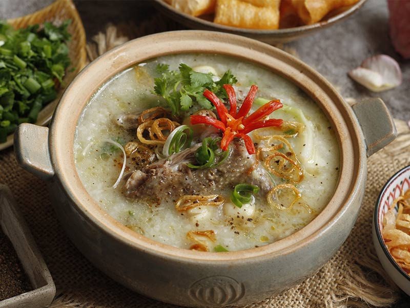 Cháo chim bồ câu thơm ngon cho người ốm