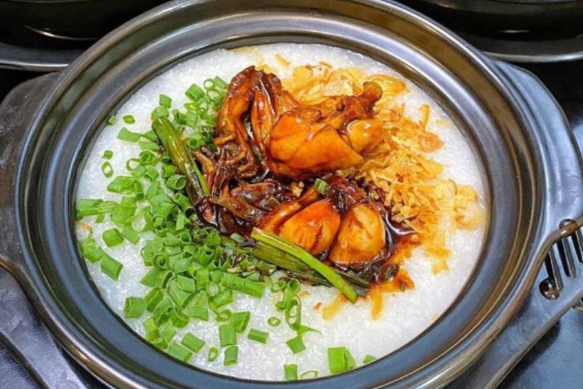 Cháo ếch chứa nhiều chất dinh dưỡng tốt cho bé 1 tuổi