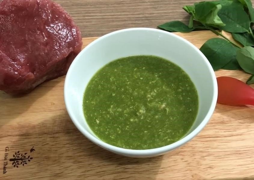 Cháo thịt bò rau ngót thơm ngon bổ dưỡng cho bé 6 tháng
