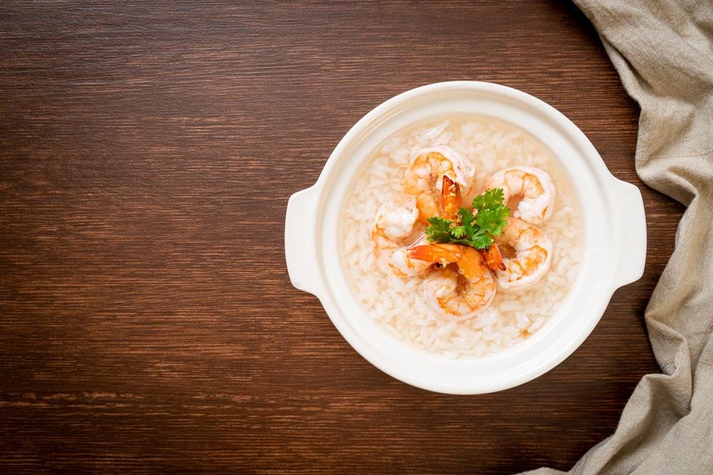 cháo tôm hạt sen thanh mát bổ dưỡng cho bé ăn dặm