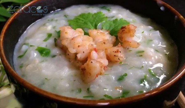 Cháo tôm rau chùm ngây tăng cường sức đề kháng cho bé
