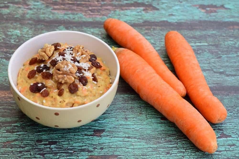 Cháo yến mạch rau củ cho bé 7 tháng