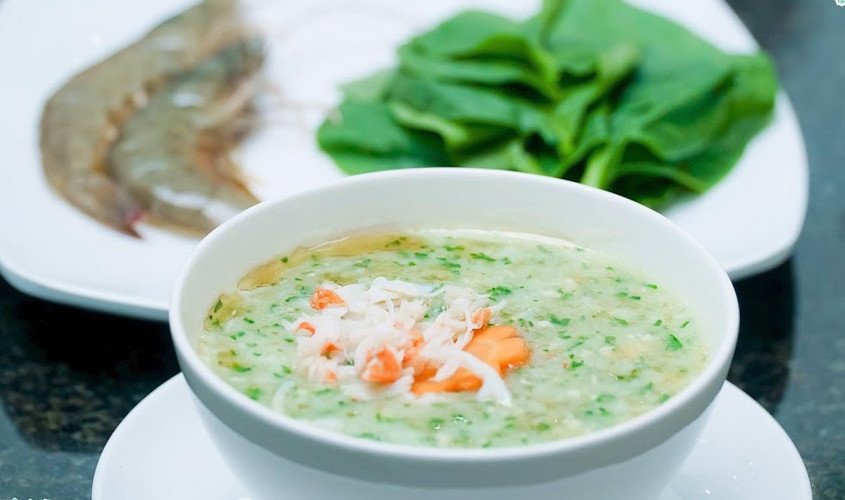 Cháo yến mạch tôm rau mồng tơi cho bé trên 1 tuổi