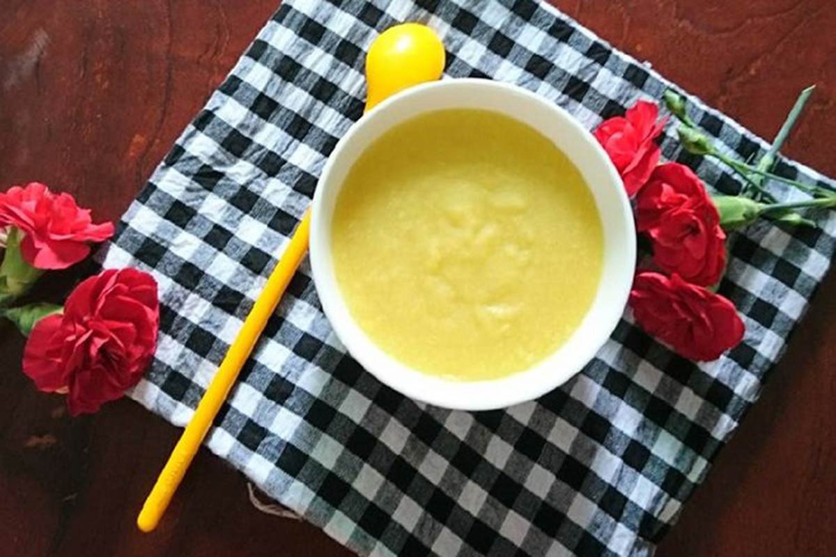 Chè đậu xanh đánh nhuyễn thơm ngon béo ngậy ăn kèm nước cốt dừa