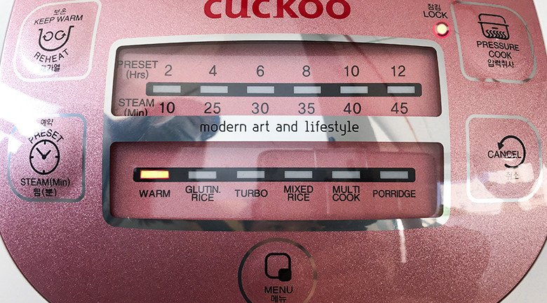 Chọn chế độ nấu cơm trên nồi Cuckoo