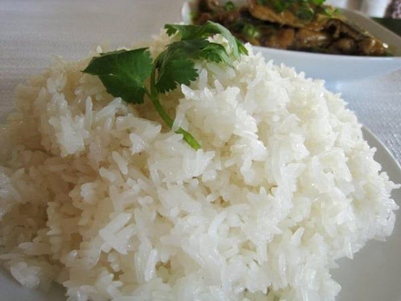 Chọn gạo nếp ngon để nấu cơm nếp dẻo thơm